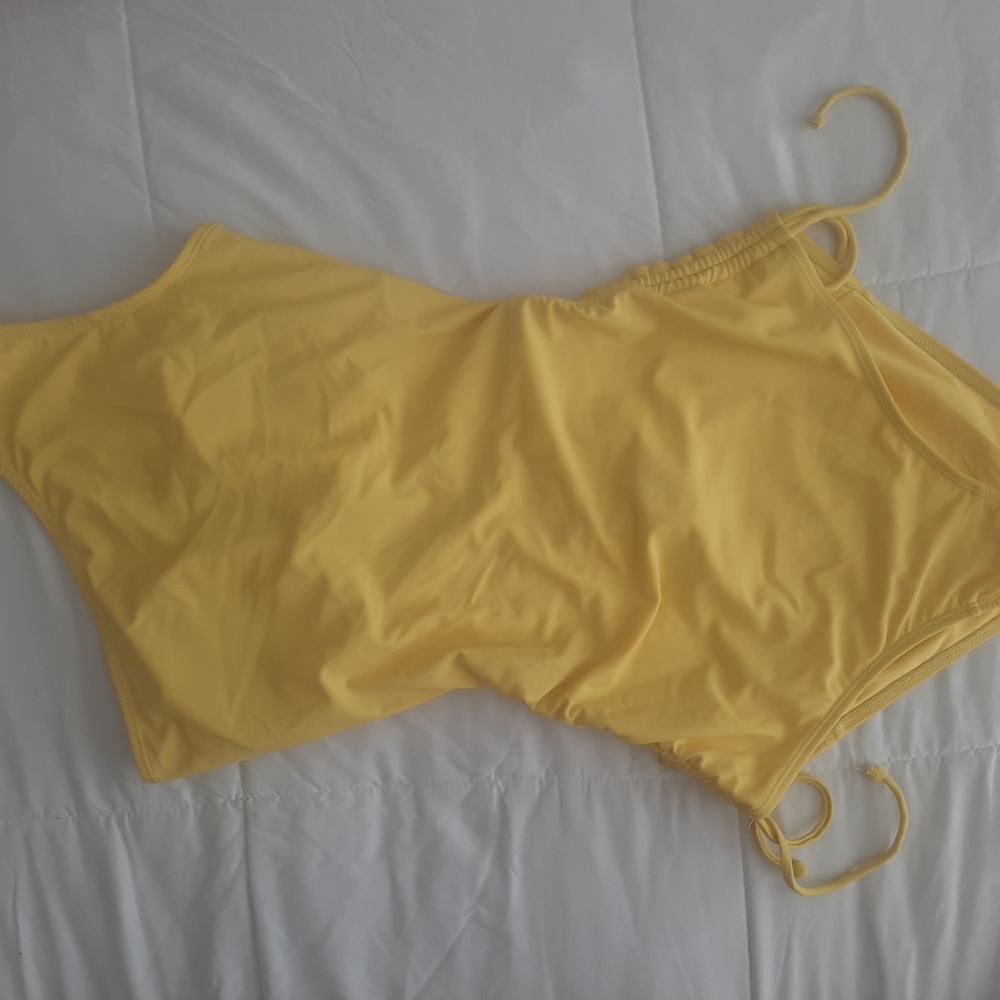 TA3 One Sidey Keyhole Swimsuit Medium XLong In Yellow - Picture 7 of 9